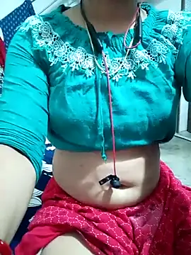 ZOYA-STRIP online show from June 8, 11:44 am