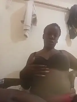 missvivian online show from July 1, 9:42 am