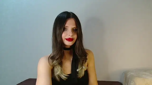 Jessicaxq online show from June 6, 8:59 pm