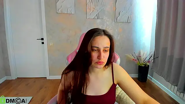 Elizabet Colllins online show from June 4, 1:22 am
