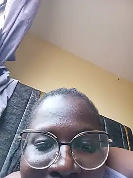 munyyypoo online show from July 6, 3:03 pm