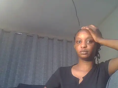 prettyslyy254 online show from June 3, 6:13 pm