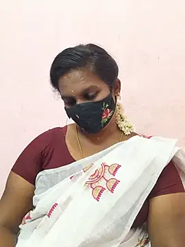 CuteTamizhachi online show from July 18, 4:53 pm