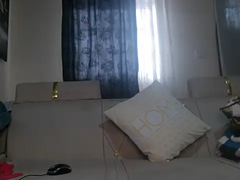 sexyleah25 online show from July 18, 11:24 am