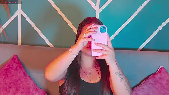 Lia Avalon online show from June 2, 12:28 pm