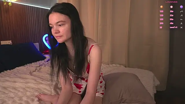 emmysmall online show from July 6, 7:13 am