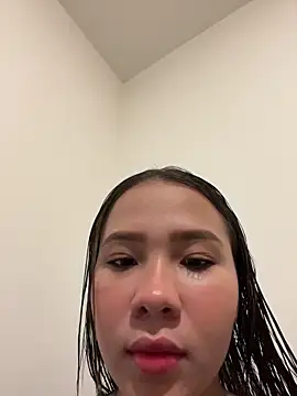 bellaroch online show from June 17, 1:51 am