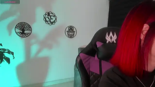 HaileeBeer  online show from July 22, 5:19 am