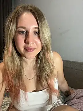 MarieHeartt online show from July 19, 5:37 pm