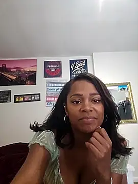 BlackDiamonddd online show from June 4, 10:53 am
