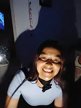 jessamondd online show from June 2, 4:24 am