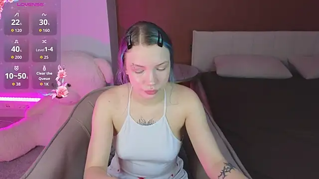 Eva Greer online show from July 19, 1:30 am