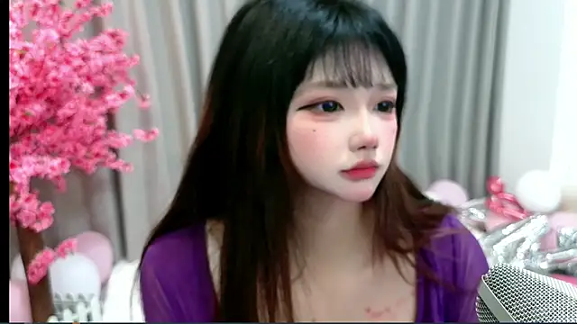 yan-0705 online show from June 3, 12:06 pm