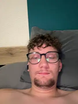 Stefan4513 online show from July 9, 7:27 pm