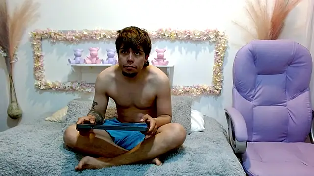 sweetdesirex31 online show from June 4, 4:50 am