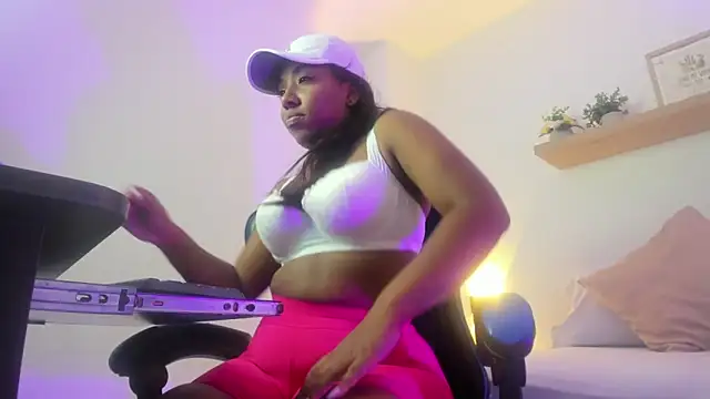 alondra bernet online show from June 3, 2:56 am