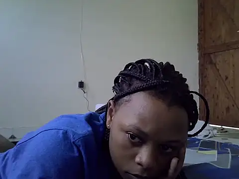 BIGASS DIANAH online show from July 5, 6:52 am