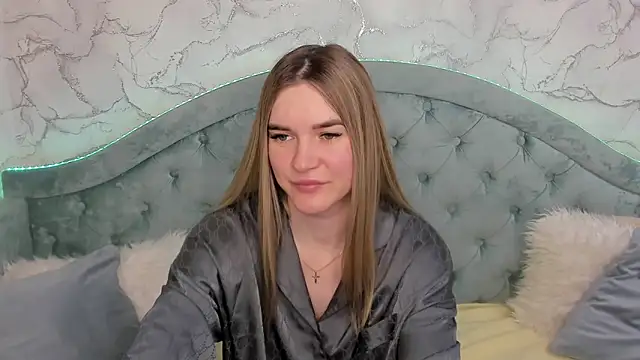 RoxyReignn online show from June 2, 11:06 pm