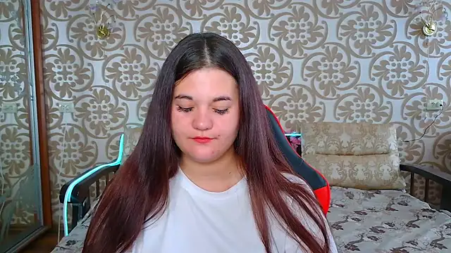 ElisesMuse online show from July 18, 12:40 pm