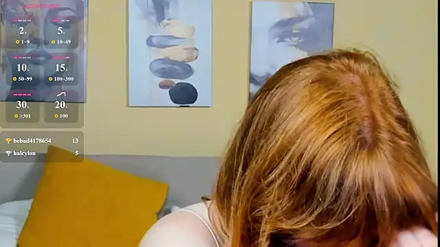 ReneeFoxy  online show from July 6, 4:29 am