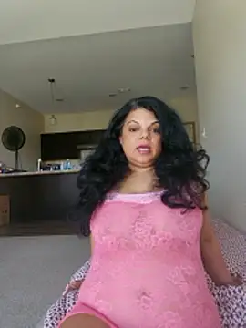 habibiforyou81 online show from June 6, 5:19 pm