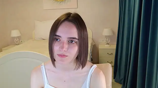 Daisy Heart online show from June 4, 4:17 am