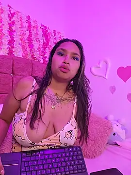 Evangeline Salas online show from July 17, 12:26 am