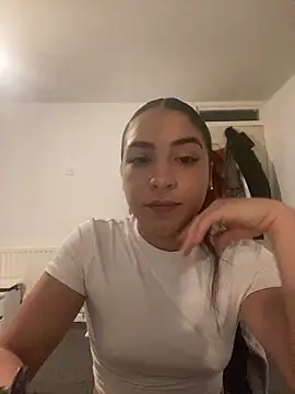 naomiiii55 online show from June 11, 12:32 am