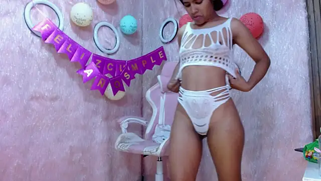  QueenMarilyn online show from July 14, 2:05 am