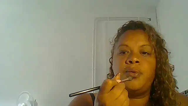 DOMINATRICESANDRA online show from June 3, 8:48 am