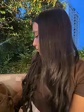 HaileyBieber  online show from June 1, 11:27 pm