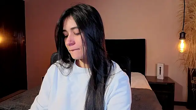 jackiie  online show from June 3, 2:33 pm
