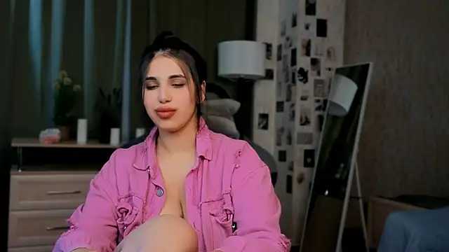 lipsyjanee online show from June 4, 4:06 am