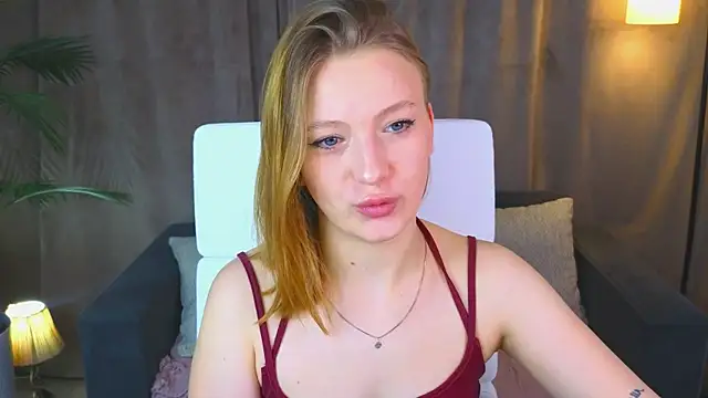 BeatriceLoven online show from July 21, 7:31 am