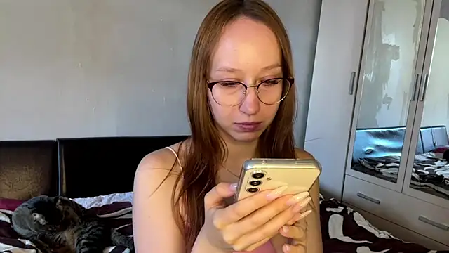 Sweet Milkaa online show from June 7, 11:17 am