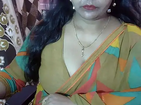 PRIYANKA 023 online show from June 3, 9:32 am