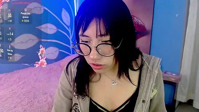 eli doll online show from June 2, 11:44 am