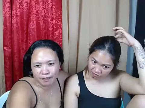 urpretty hotmama online show from July 17, 6:18 am