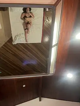 RafaellaSouza77 online show from June 19, 1:54 am