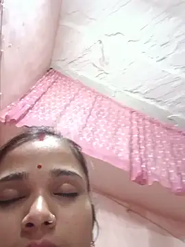 HODEEPA45 online show from June 2, 4:08 pm