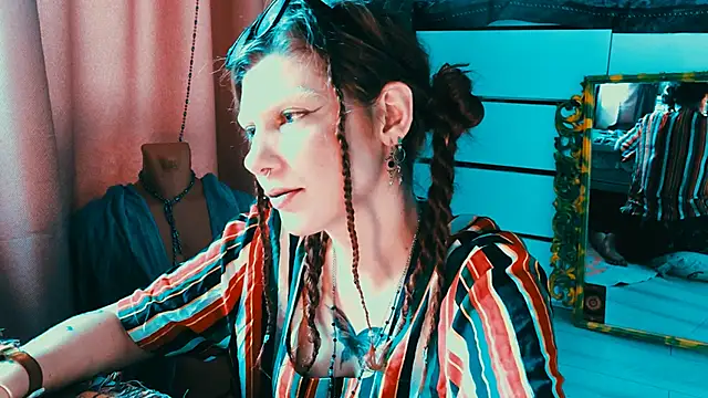 VivienDarkbloom online show from July 4, 3:08 pm