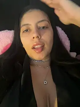 iamnandacortes online show from June 4, 11:15 am