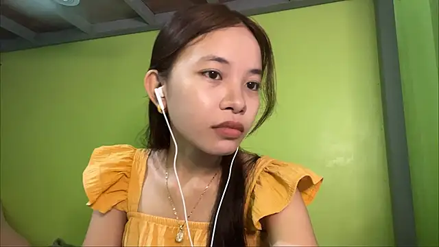 CharisseQuall online show from June 10, 2:44 am