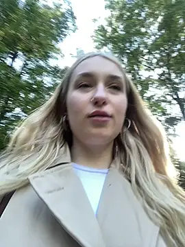 Polly Pop online show from June 18, 2:55 pm