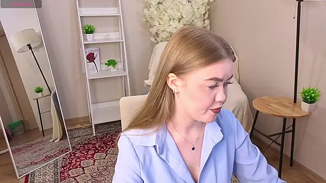 Lina deels online show from June 4, 6:56 pm