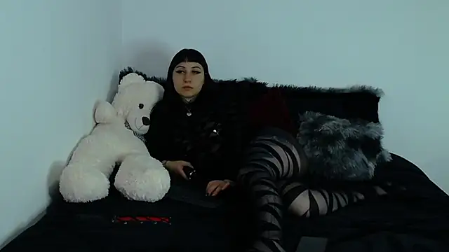 x lilith  online show from June 16, 10:22 pm