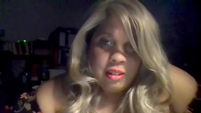 NotEvenPretty online show from June 11, 12:24 pm