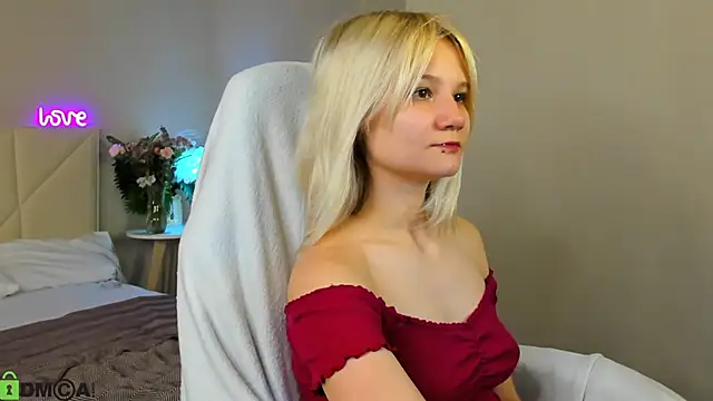 Bunny Elsy online show from July 2, 11:16 am