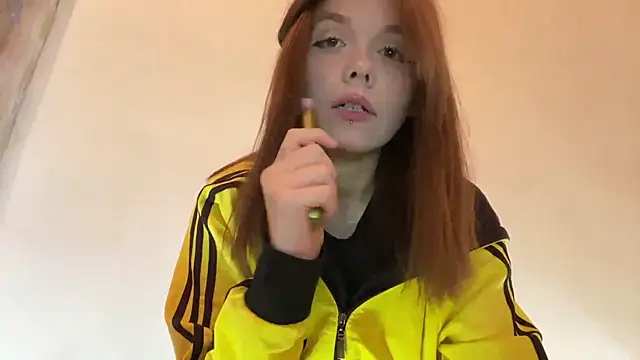 Linecutie online show from July 28, 6:20 pm