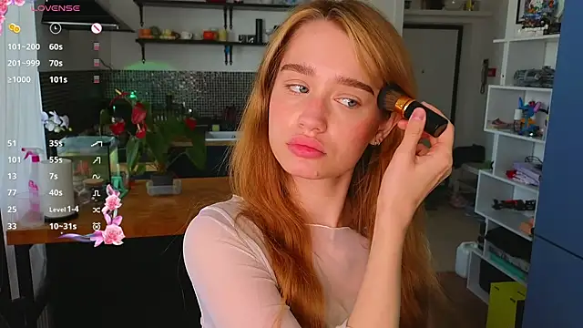 AliviaWithLove online show from July 20, 9:12 am